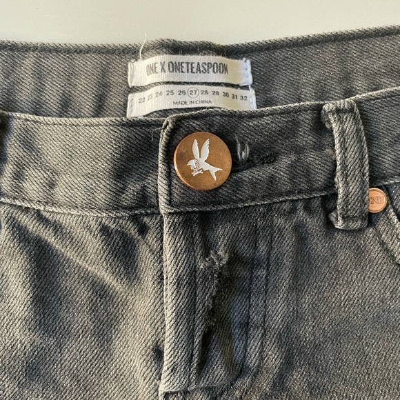 ONE X ONETEASPOON FADED BLACK DUKES LOW WAIST MINI DENIM SHORTS - Picture 7 of 11